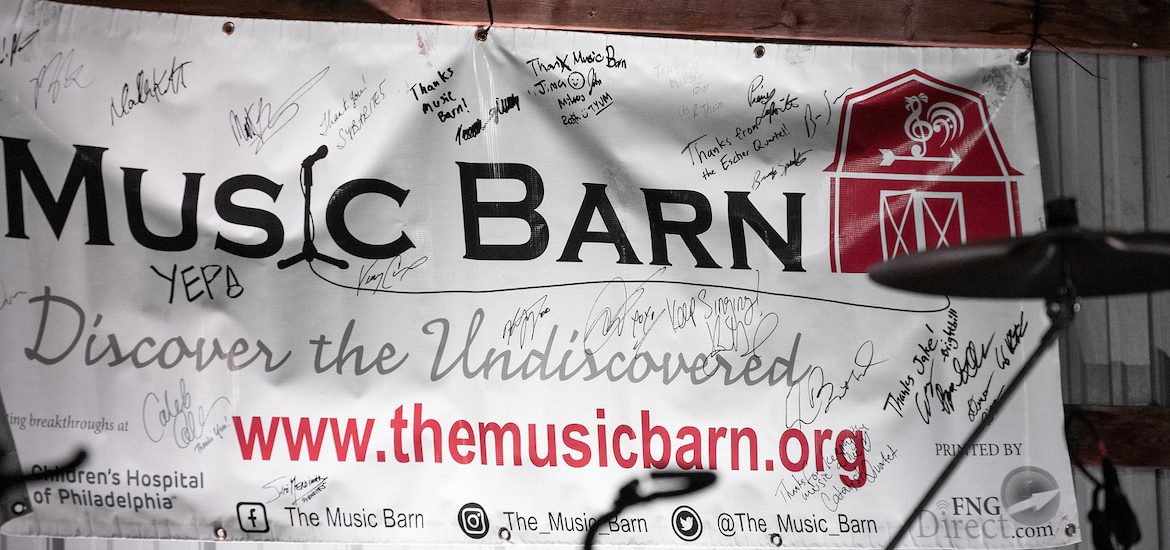 Sign for The Music Barn.